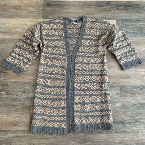 BB Dakota cardigan medium length soft fuzzy size large - Picture 1 of 8